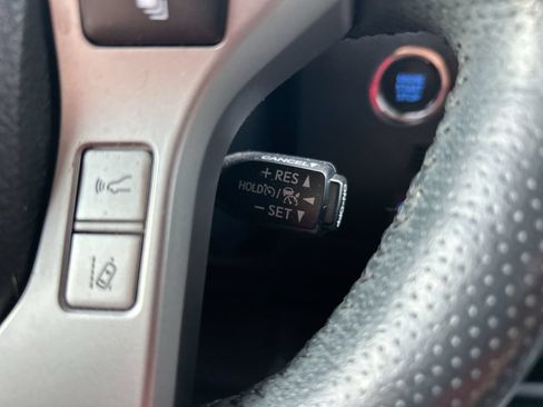 Used 2023 Toyota 4Runner SR5 Premium w/ Moonroof Package RWD image 18