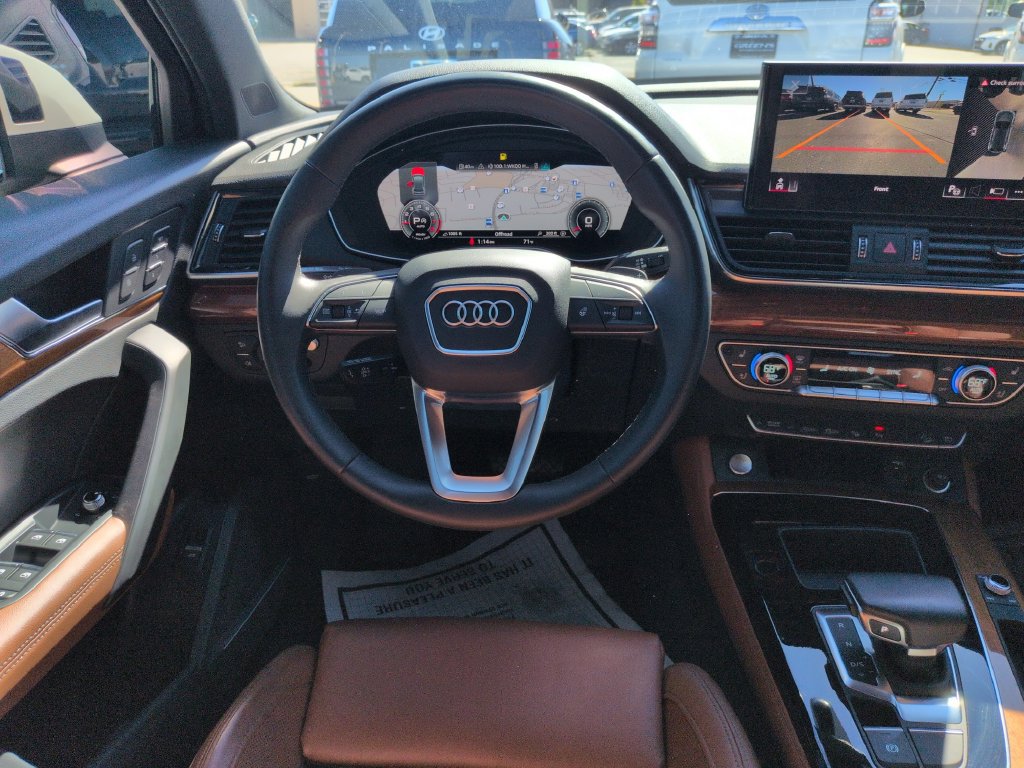Used 2023 Audi Q5 2.0T Prestige w/ Prestige Package AWD/4WD image 13