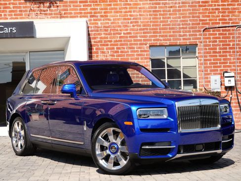 Used 2023 Rolls-Royce Cullinan w/ Cullinan Package AWD/4WD image 24