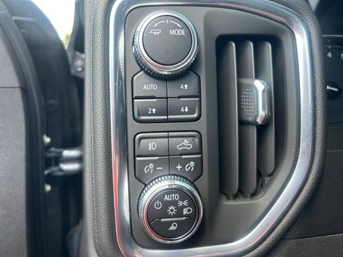 Used 2021 GMC Sierra 1500 SLT w/ SLT Premium Package AWD/4WD image 14