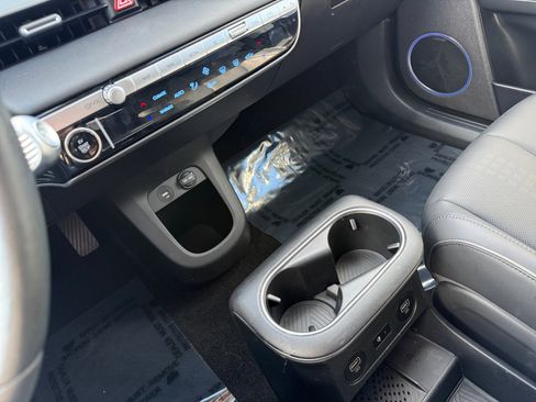 Used 2024 Hyundai Ioniq 5 Limited image 13