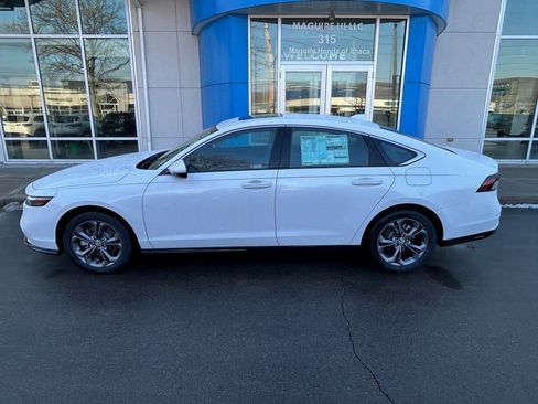 New 2025 Honda Accord EX-L image 2