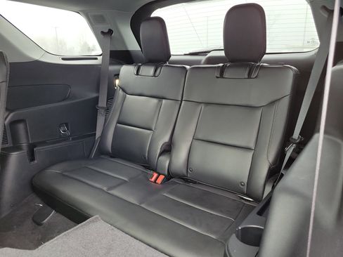 Used 2022 Ford Explorer Limited w/ Equipment Group 301A image 12