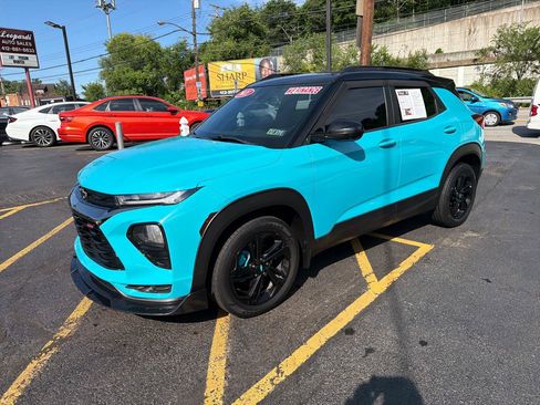 Used 2021 Chevrolet TrailBlazer RS w/ Sun and Liftgate Package AWD/4WD image 5