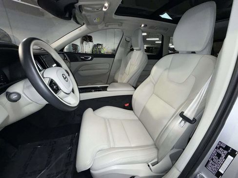 Used 2021 Volvo XC60 T6 Inscription AWD/4WD image 2
