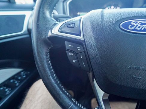 Used 2019 Ford Fusion SE w/ Equipment Group 151A FWD image 20