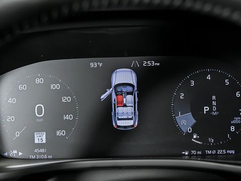 Used 2019 Volvo XC40 T4 Momentum FWD image 22