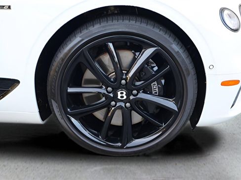 Used 2024 Bentley Continental GT V8 image 6