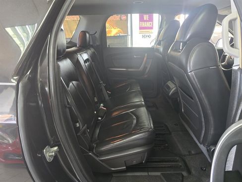 Used 2009 GMC Acadia SLT image 17