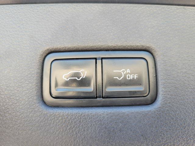 Used 2022 Kia Carnival LX FWD image 8