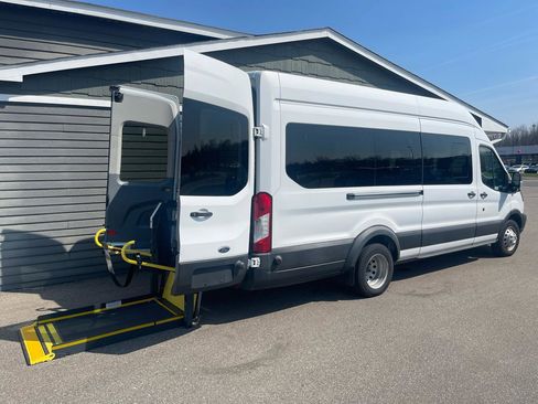 Used 2018 Ford Transit 350 XL RWD image 4