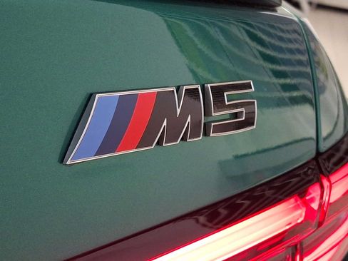Used 2026 BMW M5 w/ Carbon Package AWD/4WD image 30