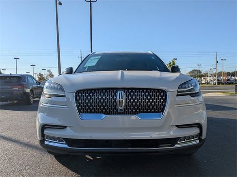 Used 2021 Lincoln Aviator Reserve w/ Equipment Group 201A image 9
