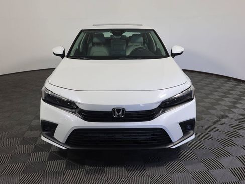 Used 2023 Honda Civic Touring image 2