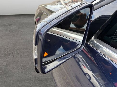 Used 2014 Mercedes-Benz E 550 4MATIC Sedan image 31