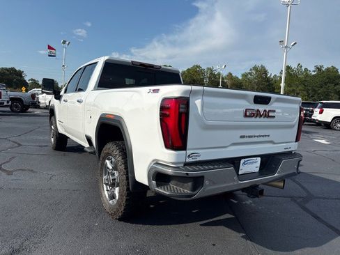 Used 2025 GMC Sierra 2500 SLT w/ SLT Premium Package AWD/4WD image 5