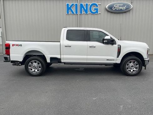 Certified 2024 Ford F250 Lariat w/ Lariat Ultimate Package image 5