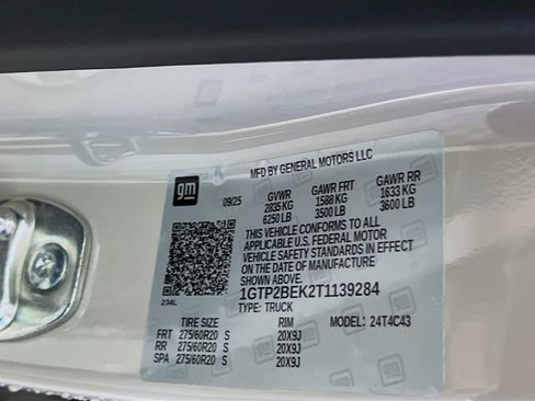 New 2026 GMC Canyon Elevation w/ Convenience Package image 16