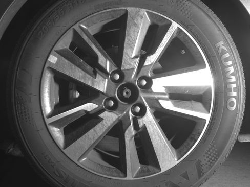 Used 2025 Nissan Versa SV image 12