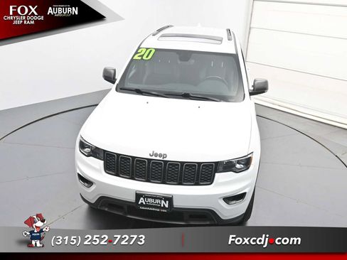 Used 2020 Jeep Grand Cherokee Trailhawk AWD/4WD image 29