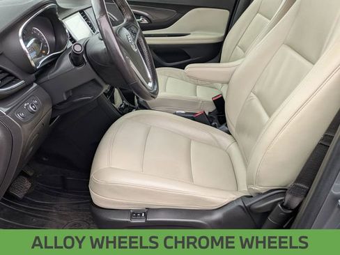 Used 2019 Buick Encore Essence image 14
