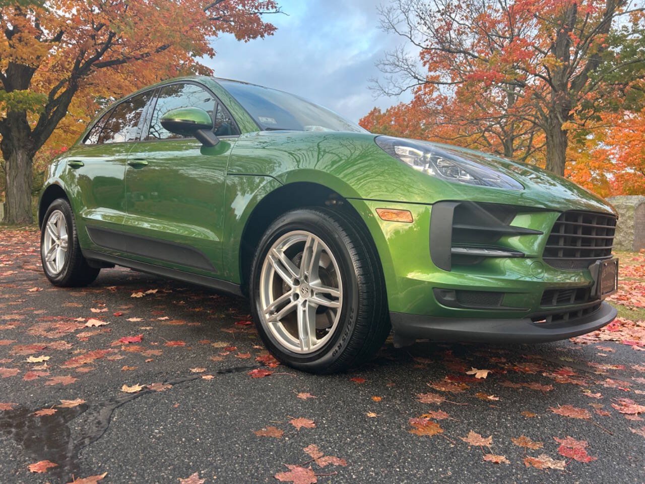 Used 2019 Porsche Macan AWD/4WD image 4