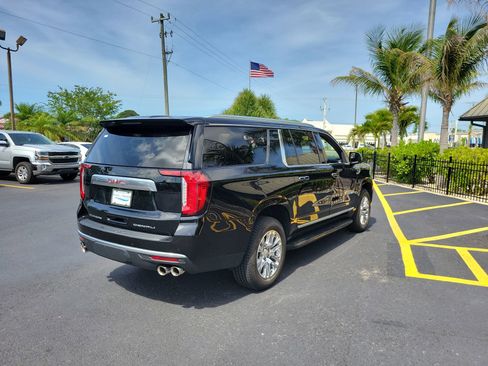 Used 2024 GMC Yukon XL Denali AWD/4WD image 6