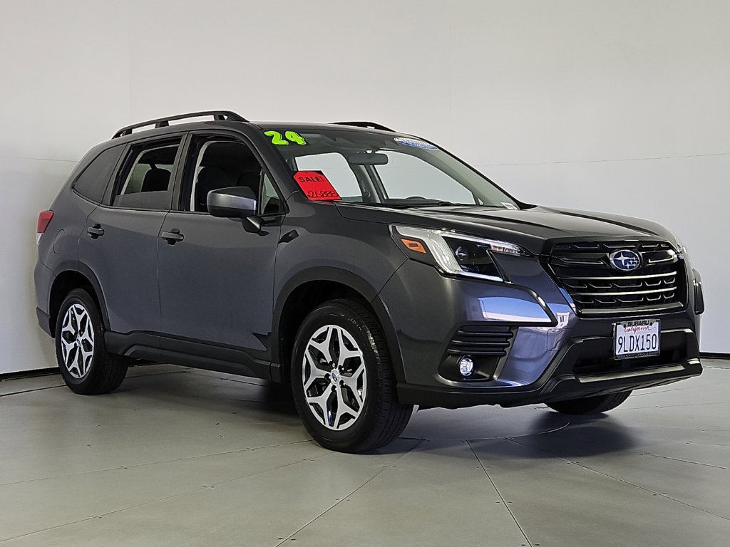 Certified 2024 Subaru Forester Premium AWD/4WD image 4