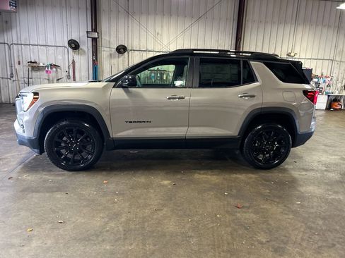 New 2026 GMC Terrain Elevation w/ Elevation Premium Package image 3