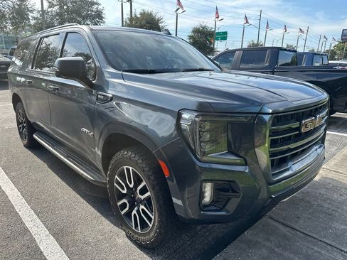 Used 2021 GMC Yukon XL AT4 w/ Rear Media and Nav Package AWD/4WD image 3