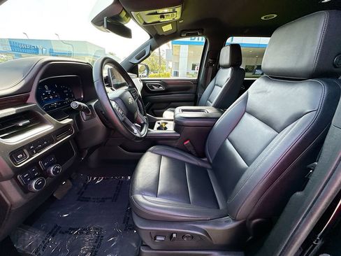 Certified 2024 Chevrolet Suburban LT AWD/4WD image 21