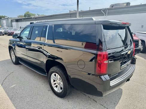 Used 2019 Chevrolet Suburban LT AWD/4WD image 4