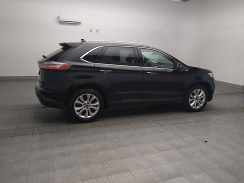 Used 2020 Ford Edge Titanium FWD image 10