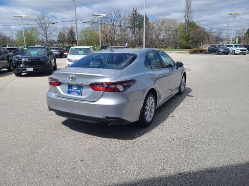 Used 2023 Toyota Camry LE AWD/4WD image 7