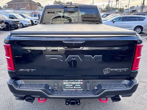 New 2027 RAM 1500 4x4 Crew Cab image 6