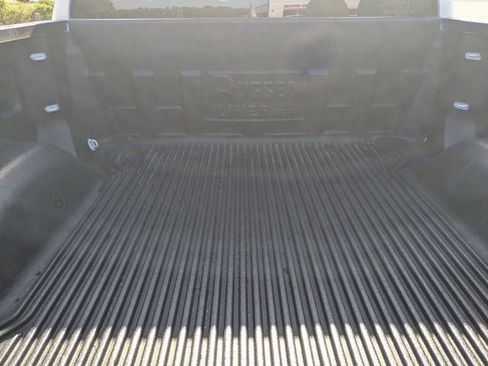 Used 2025 GMC Sierra 1500 SLT RWD image 29