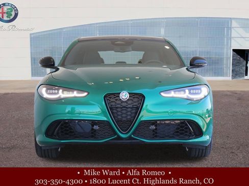 New 2025 Alfa Romeo Giulia AWD w/ Veloce Package AWD image 9