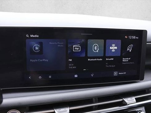 Certified 2025 Hyundai Santa Cruz SEL AWD/4WD image 17