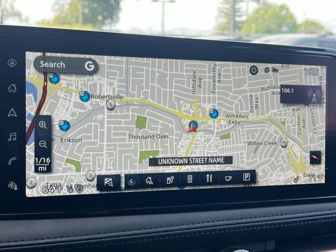 Used 2023 Nissan Ariya FWD image 18