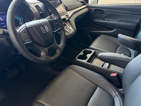 Certified 2023 Honda Odyssey EX-L image 10