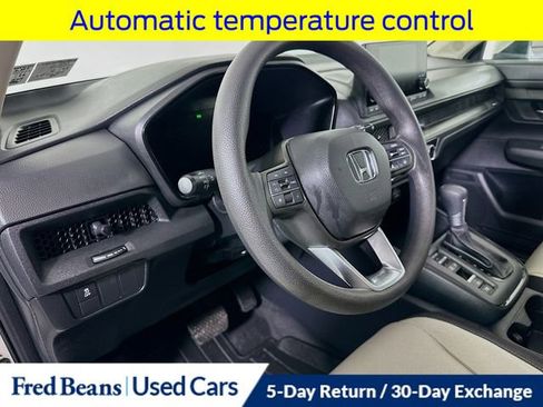 Used 2025 Honda CR-V EX image 11