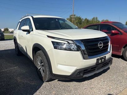 Certified 2023 Nissan Pathfinder SL