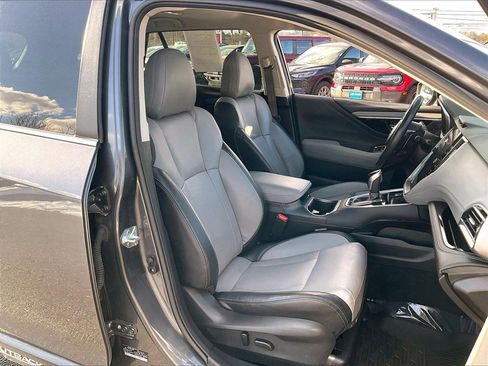 Used 2023 Subaru Outback Limited image 10