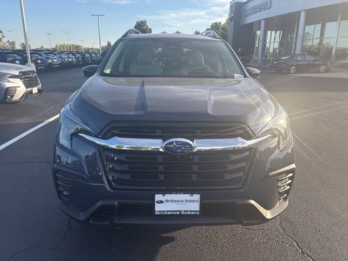 New 2025 Subaru Ascent Limited w/ Popular Package #2 image 2