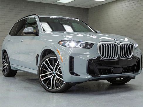 Used 2026 BMW X5 xDrive40i w/ M Sport Package image 1