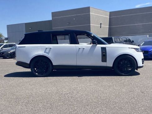 New 2025 Land Rover Range Rover SV image 16