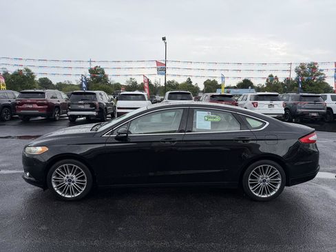 Used 2014 Ford Fusion SE w/ Equipment Group 202A FWD image 7
