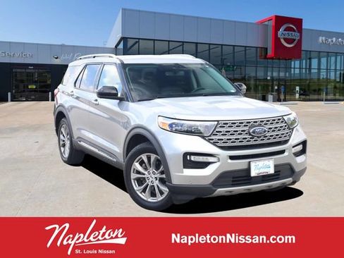 Used 2023 Ford Explorer Limited AWD/4WD image 1