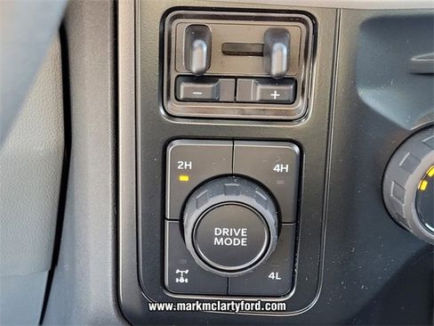 New 2026 Ford F250 XLT w/ XLT Premium Package image 18