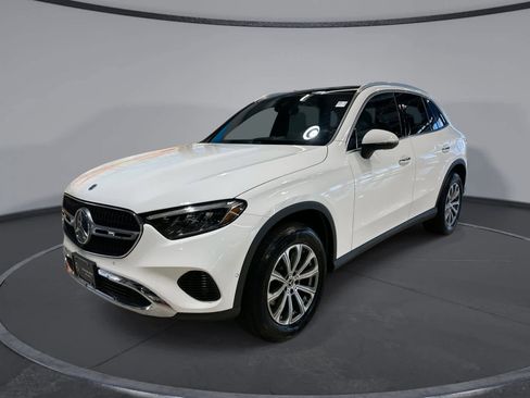 Certified 2026 Mercedes-Benz GLC 300 4MATIC image 1
